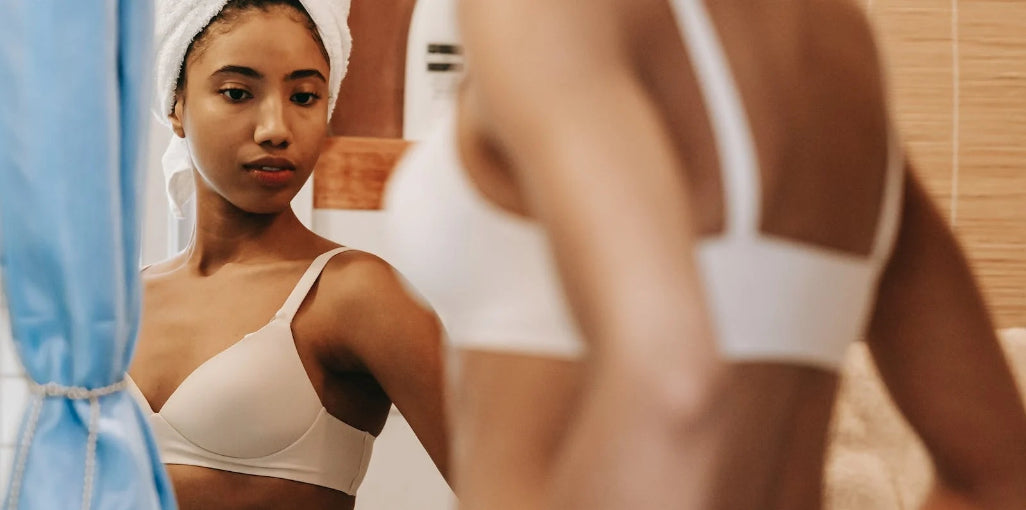 How to Pick a Silk Bra for Yourself: Comfortable and Breathable Choices for Summer
