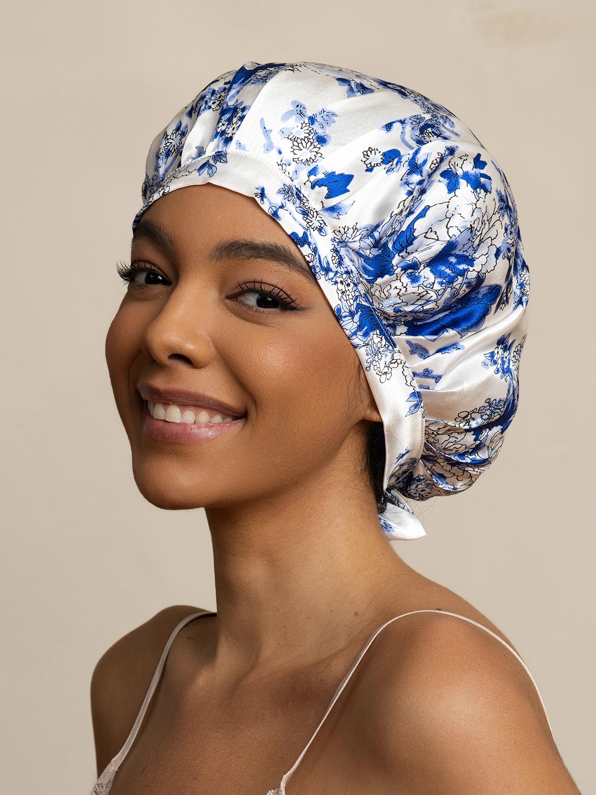 [Blue and White Porcelain] SilkSilky  Sleep Cap 001