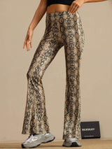 [Snakeskin] Waist-to-thigh front view: high-rise flared trousers with a gray-brown snakeskin print, with one arm raised. 001