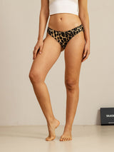[Leopard] Leopard print low-rise silk bikini briefs on model 001