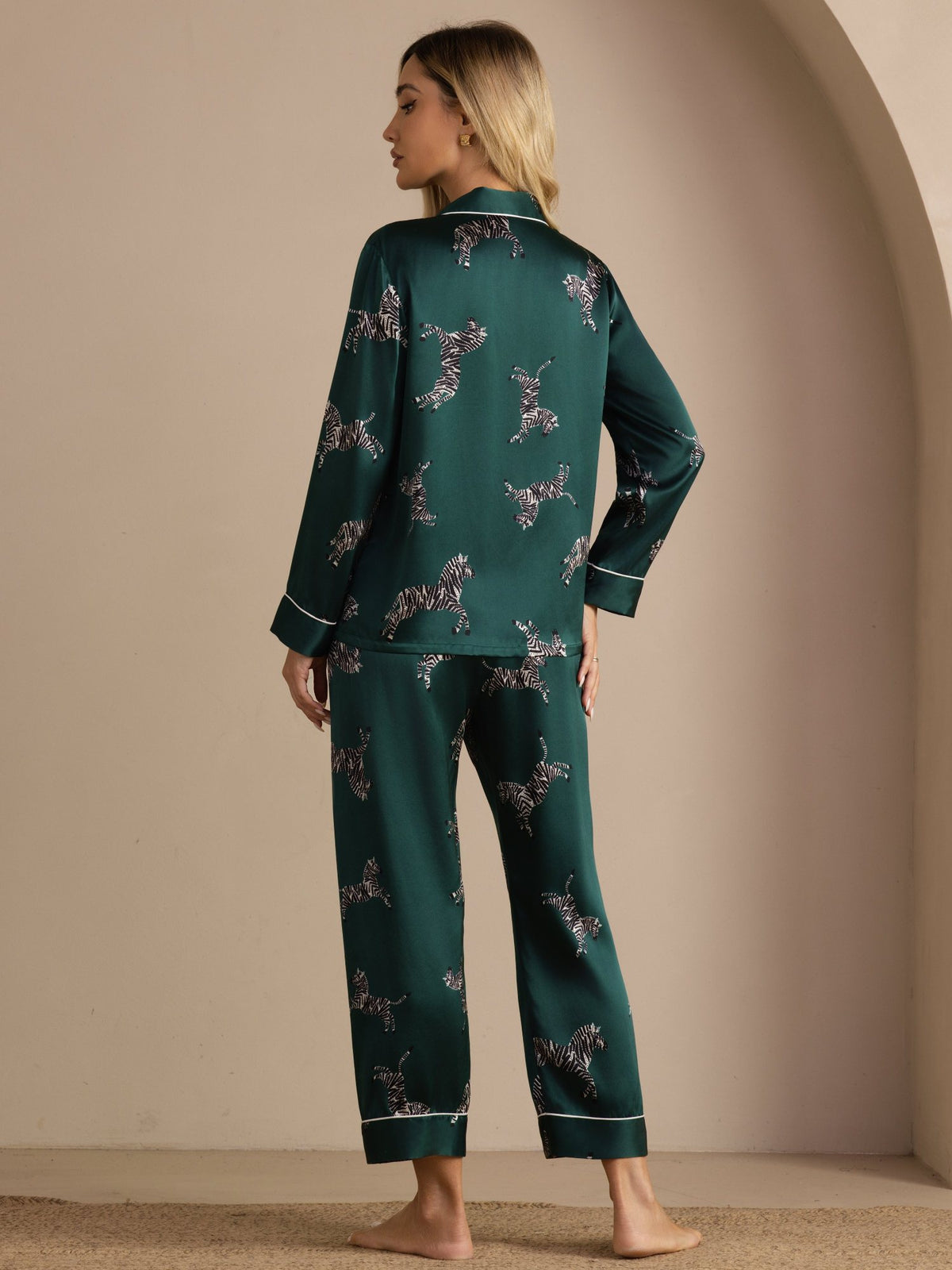 [Emerald Zebra] SilkSilky Long Sleeve Lapel Collar Women's Pajamas 002