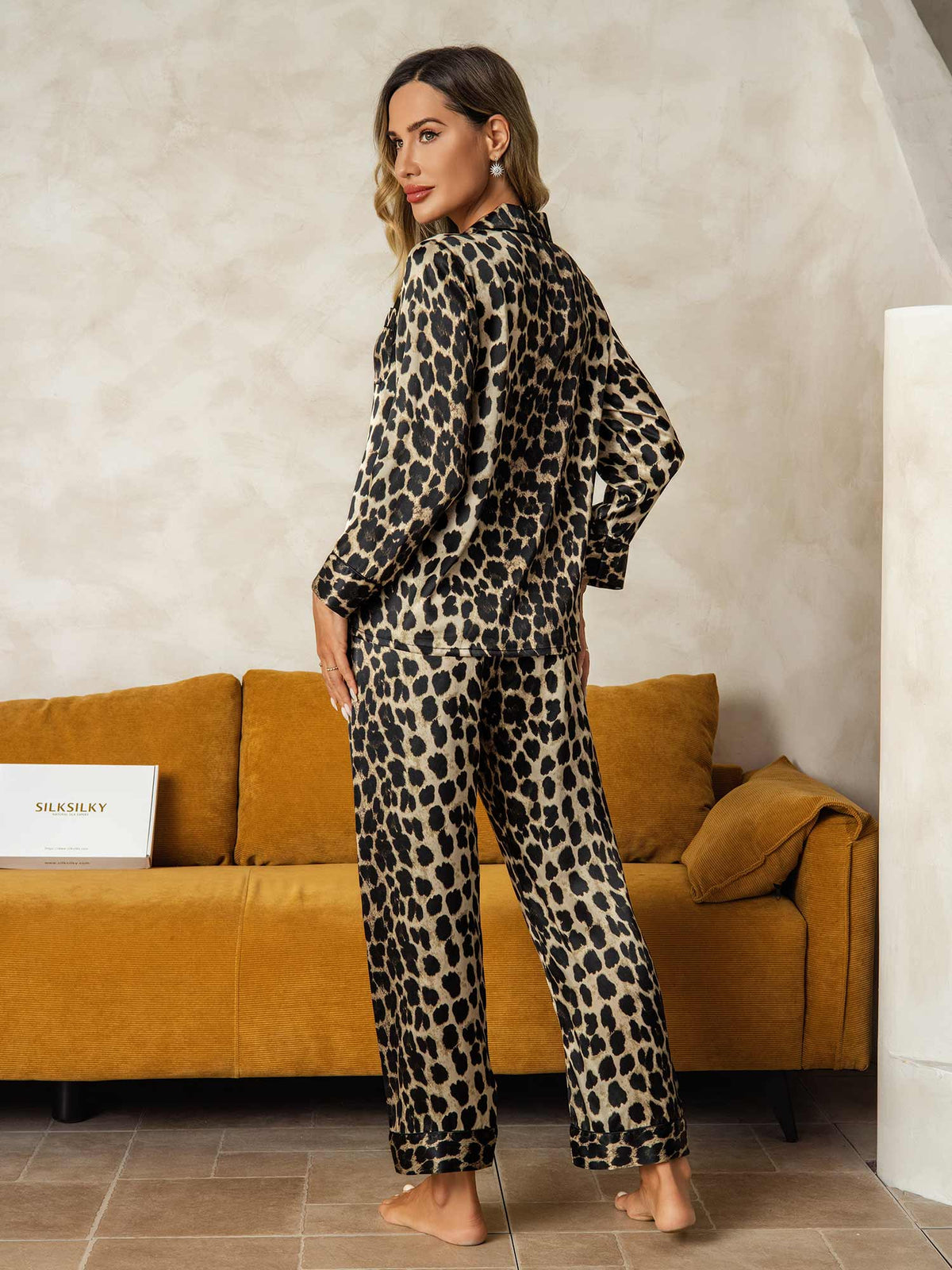[Leopard] Women's leopard print mulberry silk pajamas set with long sleeves and pants 002