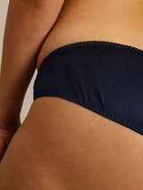 [Dark Blue] Dark navy 100% mulberry silk bikini panties with low-rise fit 003