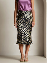 [Leopard] Model wearing 19 Momme mulberry silk leopard print straight long skirt with purple top 003